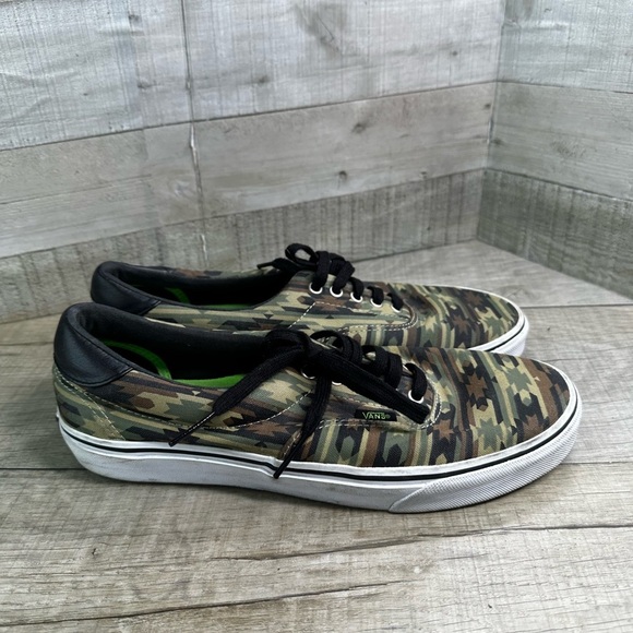 Vans dark green and black Aztec pattern classic low top sneakers size sneakers - Picture 2 of 7